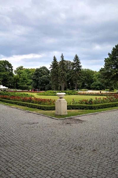 Pomnik Fryderyka Chopina Park Łazienki Warszawa Polska — Zdjęcie stockowe