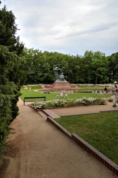 Monumento Frederic Chopin Varsóvia Lazienki Park Polónia — Fotografia de Stock