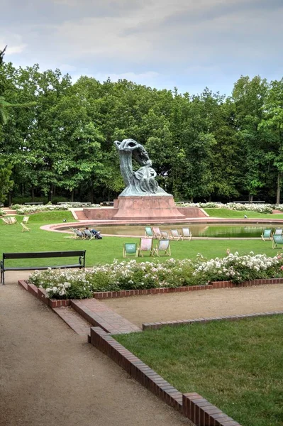 Monumento Frederic Chopin Varsavia Parco Lazienki Polonia — Foto Stock