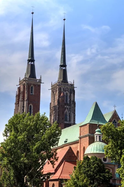 Puola Näkymä Vanhaan Kaupunkiin Wroclawissa Ostrow Tumski Katedraali — kuvapankkivalokuva