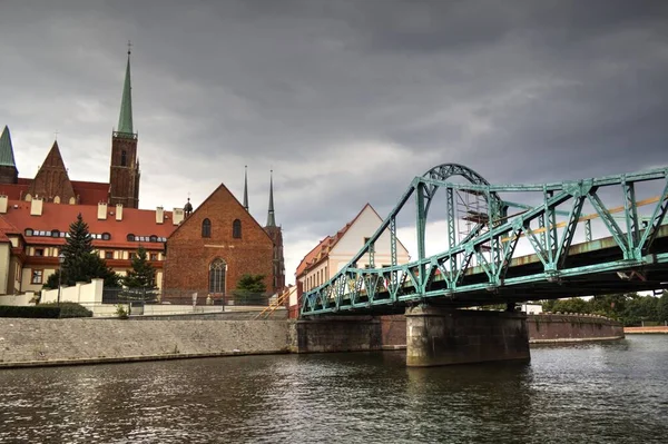 Wroclaw Polonia Mayoría Tumski También Llama Amantes Catedral Puente Verde —  Fotos de Stock