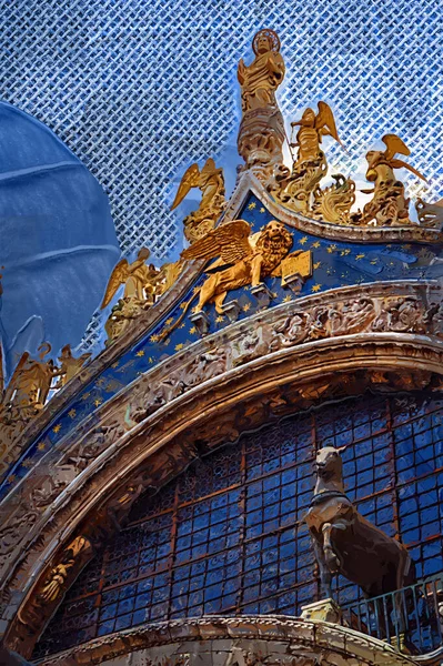 Нижній Вигляд Базиліки Святого Марка Basilica San Marco Венеції Італія — стокове фото