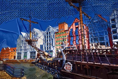 Gdansk tekneleri Motlawa 'ya ev sahipliği yapıyor. Eski model antika.