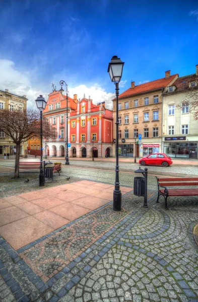 Zentrum Walbrzych Stadtbrunnen Barocke Mietskasernen Niederschlesien Polen — Stockfoto