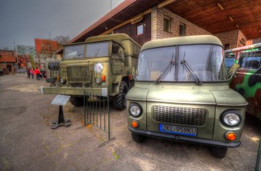 Zırhlı Araç Teknik Askeri Kamyon Sanat Çizimi