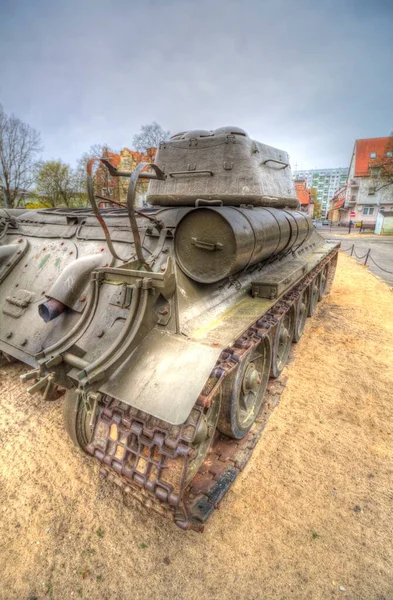 Vintage tank izole çizim sanat illüstrasyonu