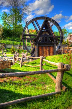 Ortaçağ maden yerleşiminde altın durulama yalakları, ortaçağ tarihi sanat illüstrasyonları antika eskizler