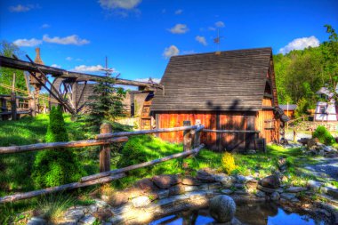 Ortaçağ maden yerleşiminde altın durulama yalakları, ortaçağ tarihi sanat illüstrasyonları antika eskizler