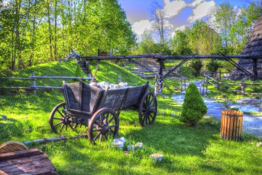 Tipik tarihi ahşap araba çayırda, ortaçağ tarihi sanat illüstrasyonları antika eskizler