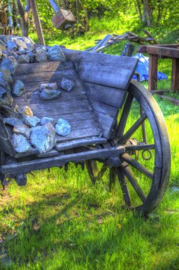 Tipik tarihi ahşap araba çayırda, ortaçağ tarihi sanat illüstrasyonları antika eskizler