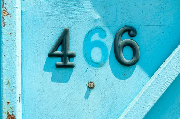 Placa Matrícula 466 Una Puerta Metal Número Calle Número Dirección — Foto de Stock