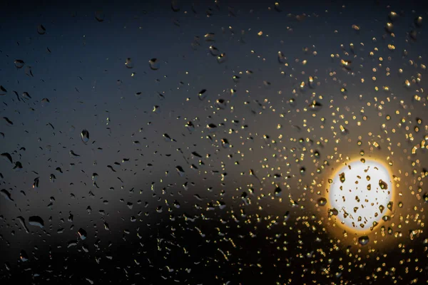 Gotas Lluvia Una Ventana Puesta Sol Fondo —  Fotos de Stock