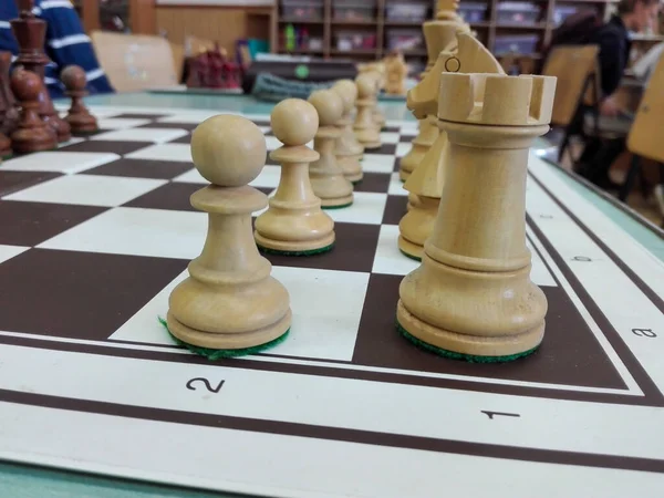 Wooden Chess Figurines Chess Table — Stock Photo, Image