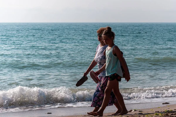 Mai Romania 2017 People Walking Beach 사람들 — 스톡 사진