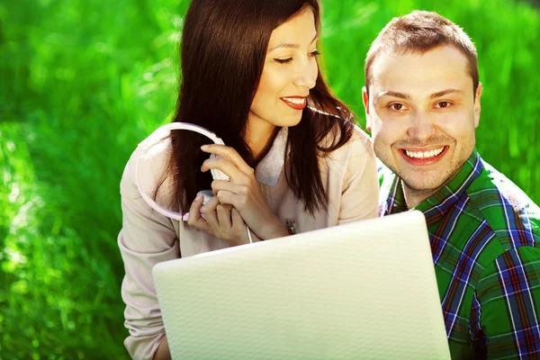 Happy weekend concept. Portrait of  happy hipster couple in tren — Stock Photo, Image