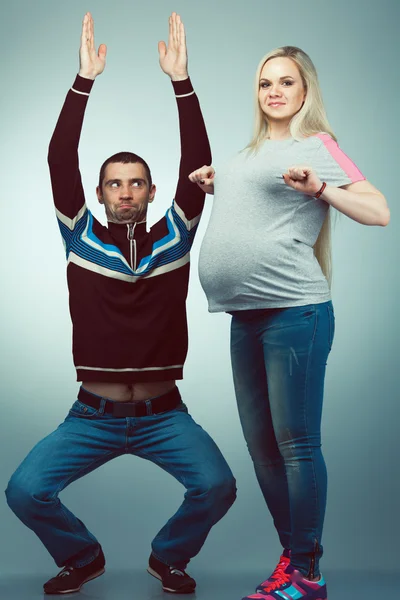 Healthy pregnancy concept. Funny full length portrait of happy h — Stock Photo, Image