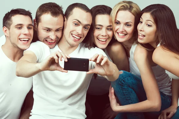 O melhor conceito de momentos. Grupo de feliz sorrir e rir amigo — Fotografia de Stock