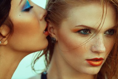 Lüks weekend.concept. Moda modellerin güzel Çift