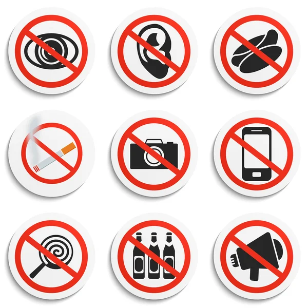 白い丸い皿の9つの禁止サインのセット. — ストックベクタ