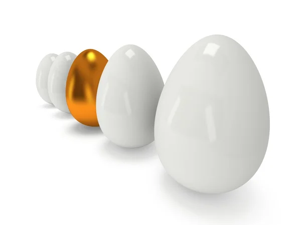 Golden egg in a row of the white eggs — Stock Photo, Image