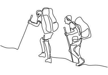 Sırt çantasıyla piknik yapan turistlerin sürekli çizdiği bir çizgi. İki adam tatil için dağa tırmanıyordu. Tazelemek için doğanın güzelliğini keşfedin. Doğa severler teması