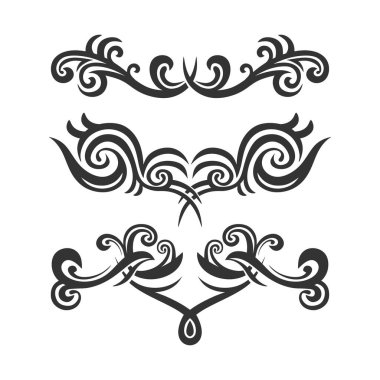 Beyaz arka planda etnik motifli üç dövme süsü. Sınır, çerçeve, dövme, logo, kartlar, dekoratif kağıtlar için kabile bohem tasarım sembolleri. Vektör tek renkli illüstrasyon