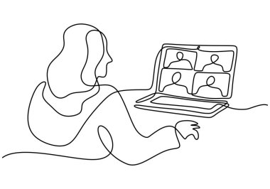 Öğrenci kızların sürekli çizdiği bir çizgi kulaklık takıyor ve internetten bilgisayar başında video izleyip öğreniyor. Uzaklık E-öğrenme kursu video konferansı bilgisayar araması evde yatak odasında.