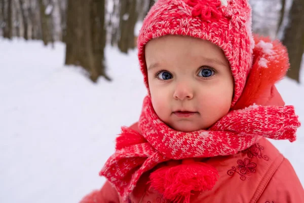 Baby Girl Impressed Snow Close — Stock Photo, Image