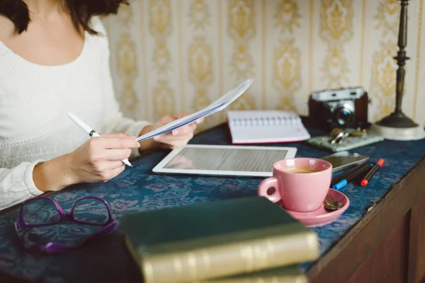 Trabajo y estudio en el hogar concepto —  Fotos de Stock