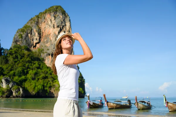 Woman at Krabi beach in Thailand — Stock Fotó