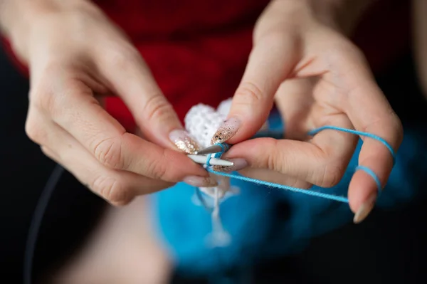 Closeup View Knitting Needles Female Hands Knitting — Stock Photo, Image