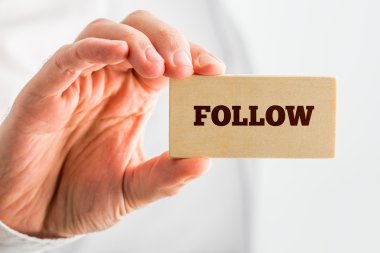 Küçük tutan el takip metin ile ahşap parça