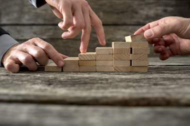 Başarı için yolda ekip çalışması