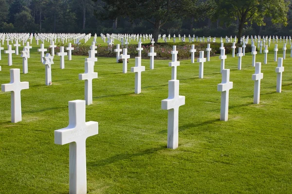 Spiaggia di Omaha, cimitero americano della Normandia e tombe commemorative — Foto Stock