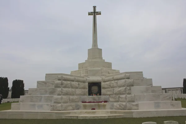 Cross of Sacrifice, Tyne Cot Cemetery, Belgium — Stock Photo, Image