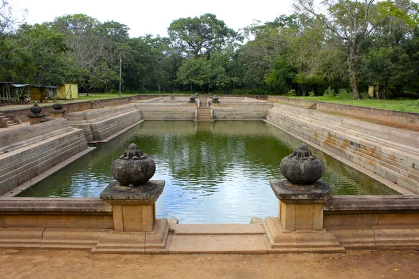 Dvojče rybníky, starověký klášter koupací bazény, Srí Lanka — Stock fotografie