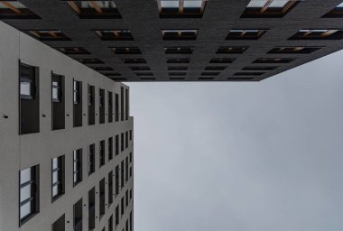 Yüksek apartman bloklarına yukarıdan görünüm
