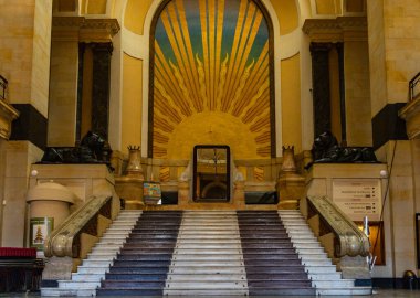 Zgorzelec Gorlitz 27 Ocak 2020 Kültür Merkezi 'nin önündeki merdivenlerle