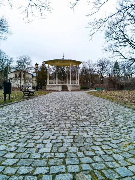 Lodz Polonya Şubat 2020 Meydan Merkezindeki Eski Parktaki Küçük Çardak — Stok fotoğraf