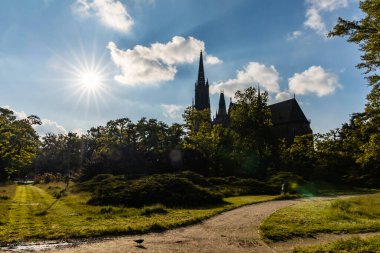 Wroclaw, Polonya - 26 Mayıs 2020: St. Archangel Kilisesi cephesi