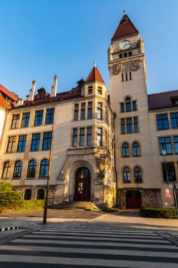 Wroclaw, Polonya - 26 Mayıs 2020: Wroclaw Bilim ve Teknoloji Üniversitesi Mimarlık Fakültesi