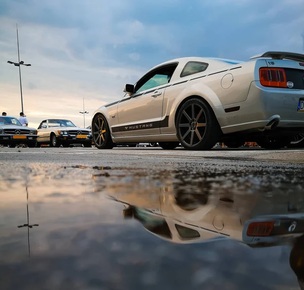 Wroclaw Polônia Julho 2020 Encontro Fãs Carros Antigos Estacionamento Shopping — Fotografia de Stock