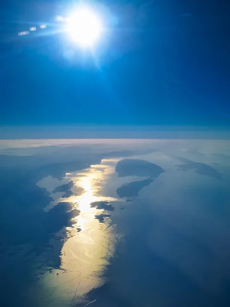Vista Aérea Desde Avión Hasta Amanecer Sobre Océano — Foto de Stock