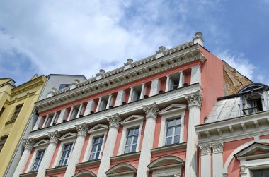 Yenilenmiş eski bina Plovdiv şehir merkezi