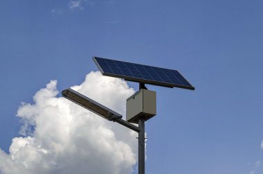 Özerk solar aydınlatma sistemi