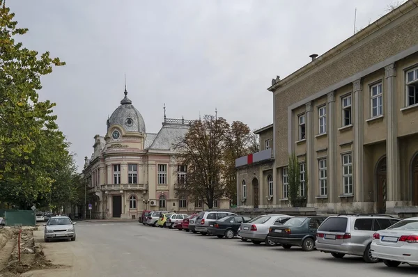 Stadsbibliotheek "Luben Karavelov" in Ruse stad — Stockfoto