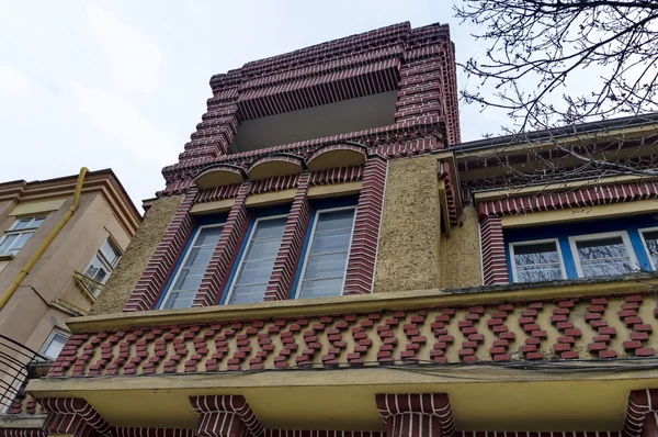 Old interesting facade of house — Stock Photo, Image