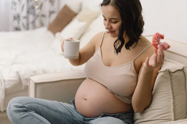 Pregnancy Nutrition Pregnant Woman Enjoying Donuts Tea Concept Expectation Health — Stock Photo, Image