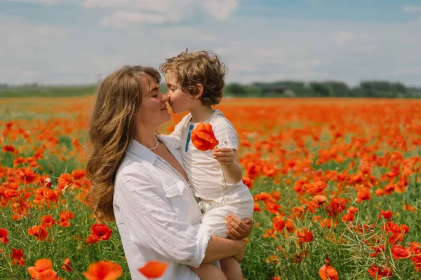 Happy Mother Day Little Boy Mother Playing Beautiful Field Red — Stock fotografie