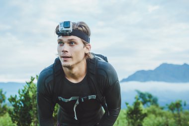 Çekici Traveler vith Gopro kamera Ba karşı taraftan